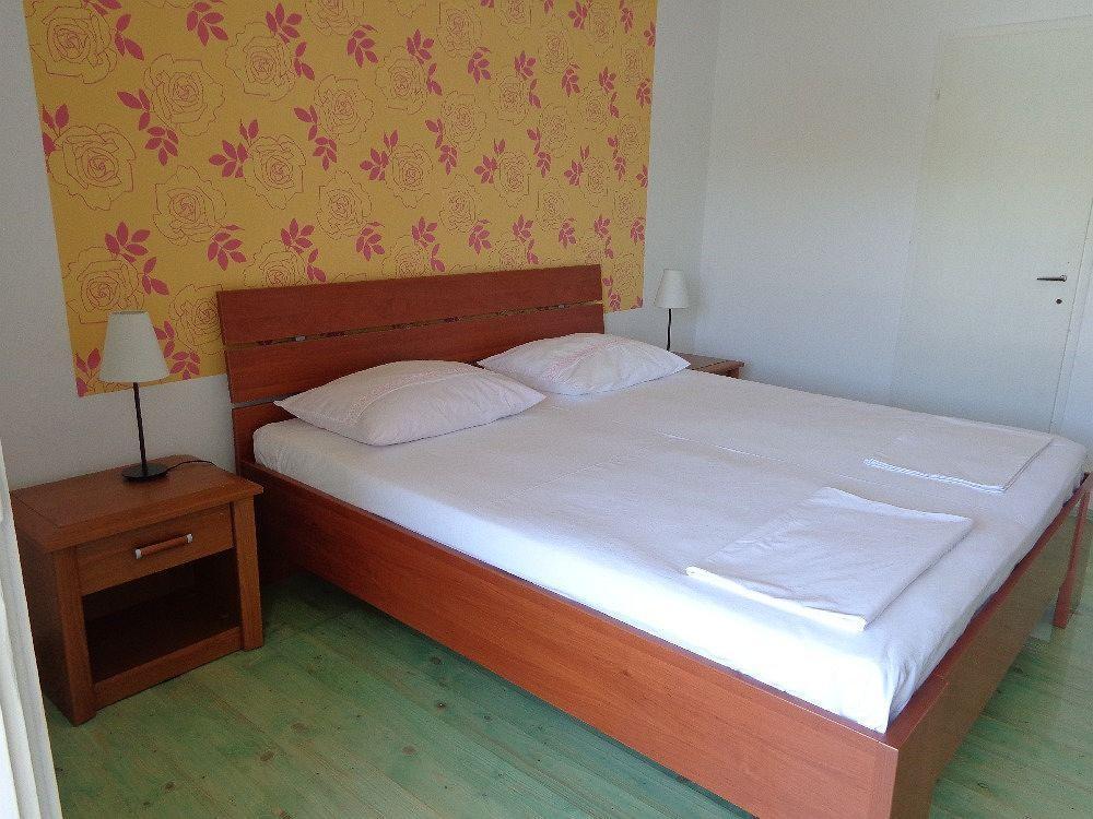 Guest House Busurelo Polače Kültér fotó